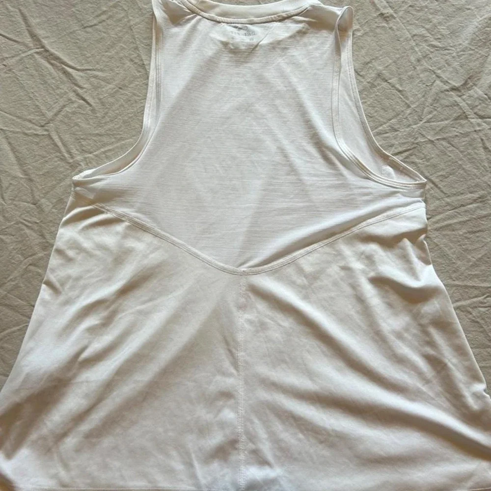 Nike‎ Tank Top w/sheer back